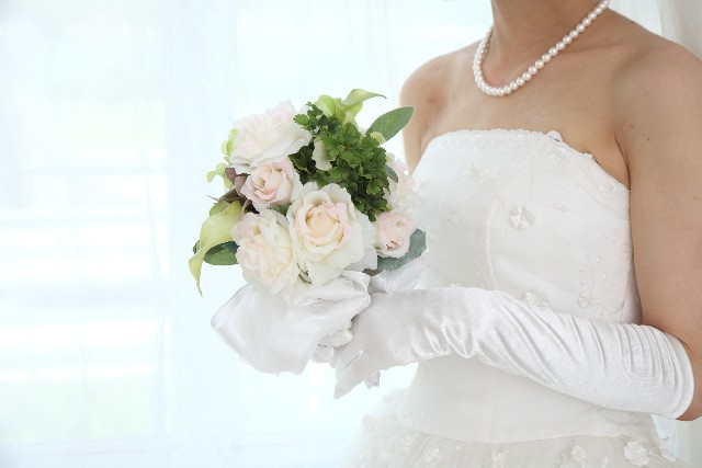 A handkerchief that is essential for brides at weddings