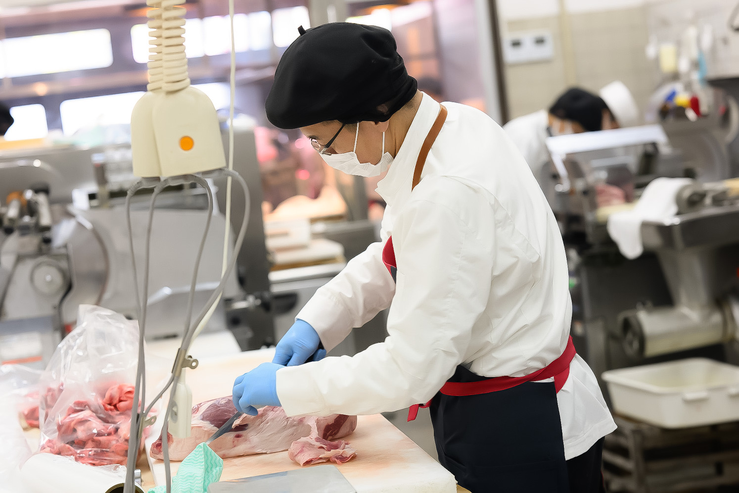 精肉 日山という企業のオーダーメイド制服（ユニフォーム）の事例画像